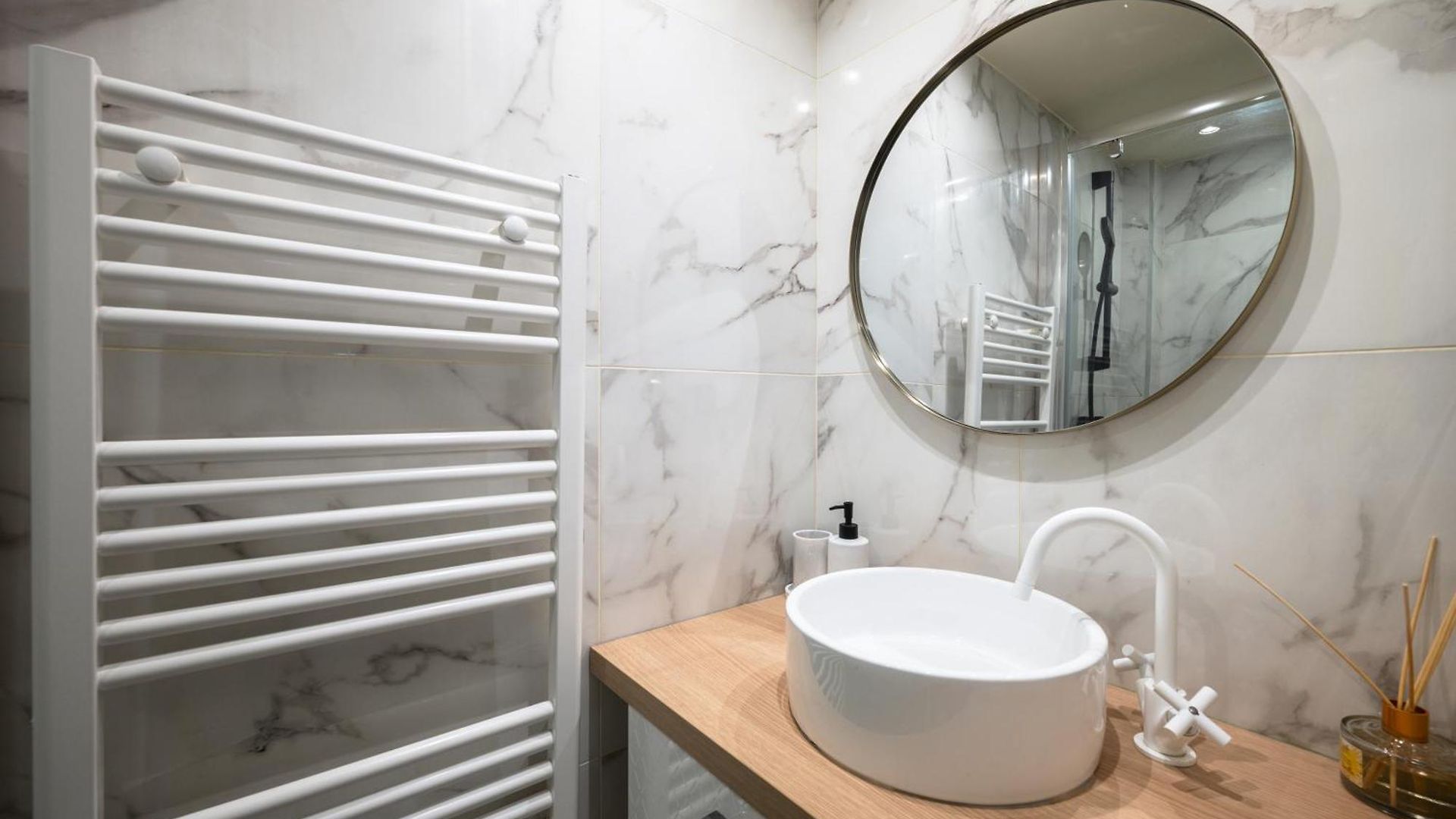 Apartment Cozy & Renovated - Close To Market Square Restaurants Nice