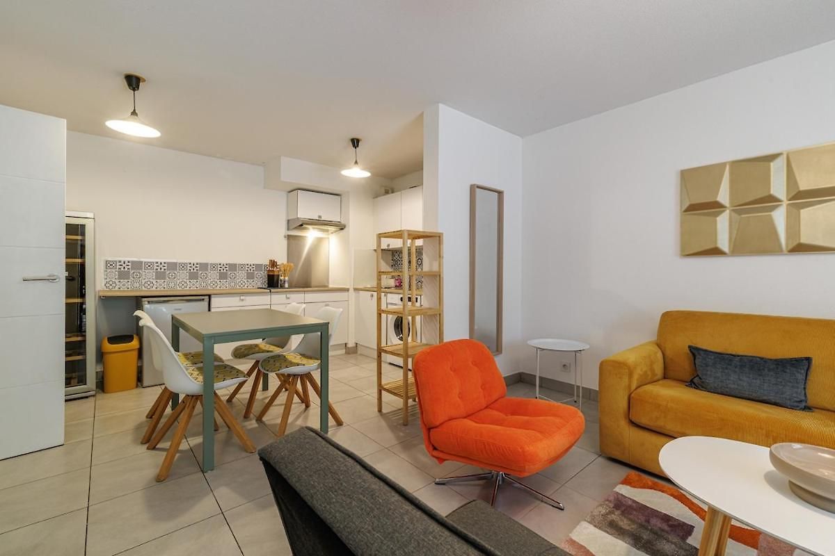 T2 Avec Terrasse Et Parking Privatif Apartment Nice