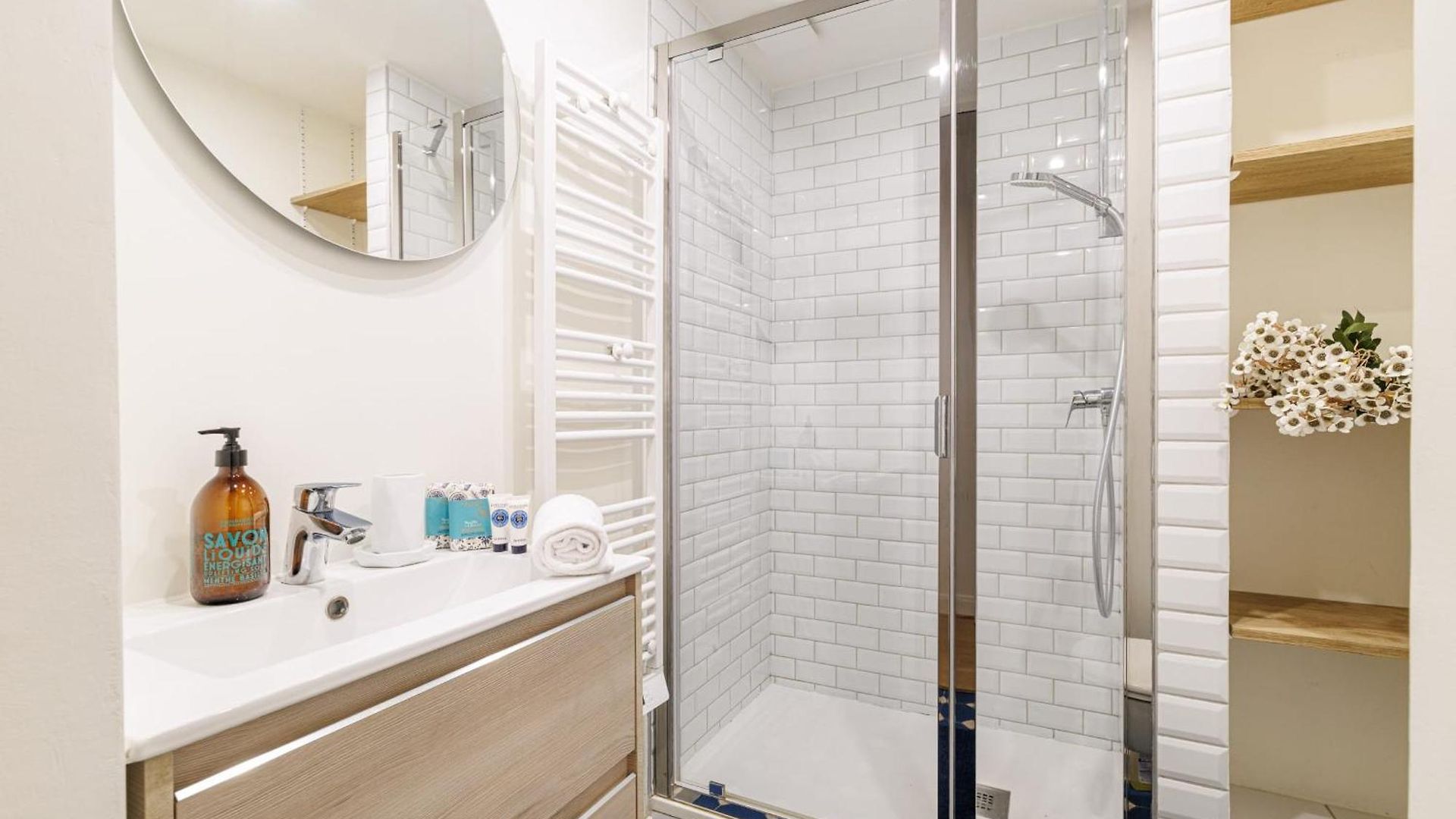 My Casa Guisol 17 - Elegant 3 Bedroom Near The Old Port Apartment