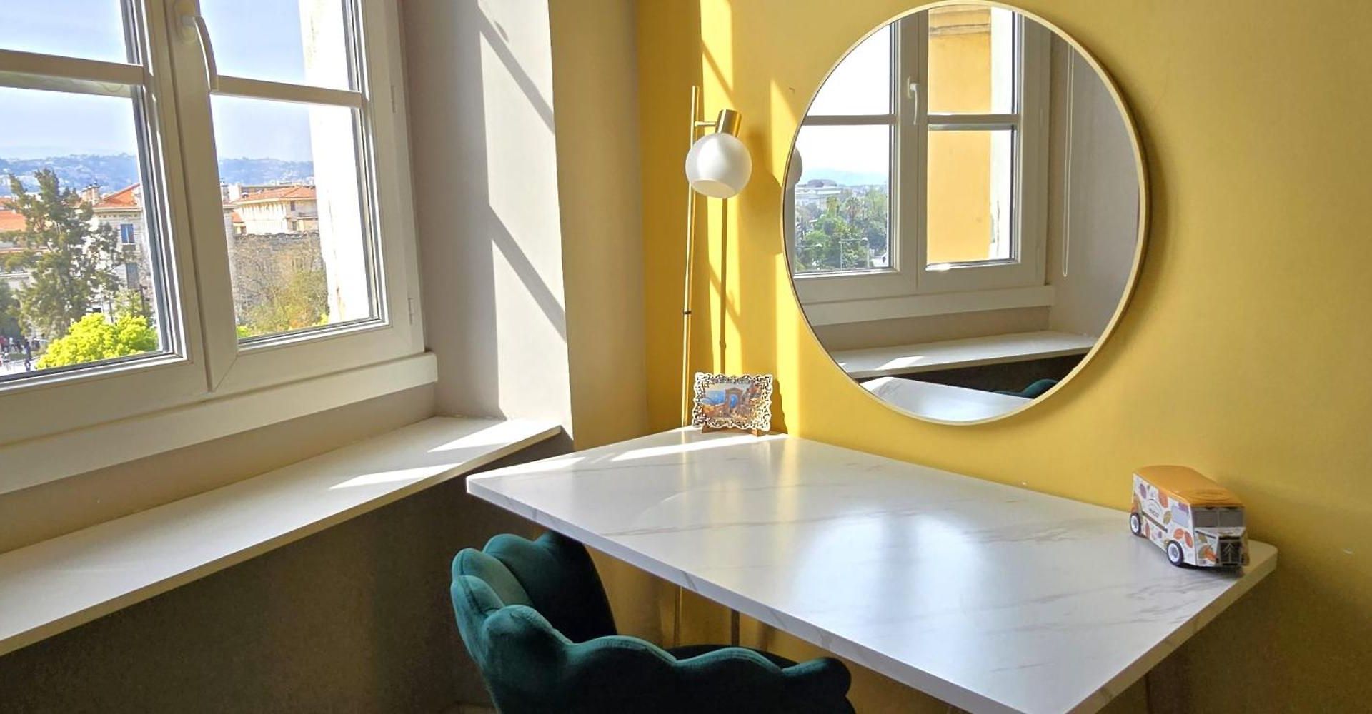 Apartment Sunny Loft At Gate Of Old Nice