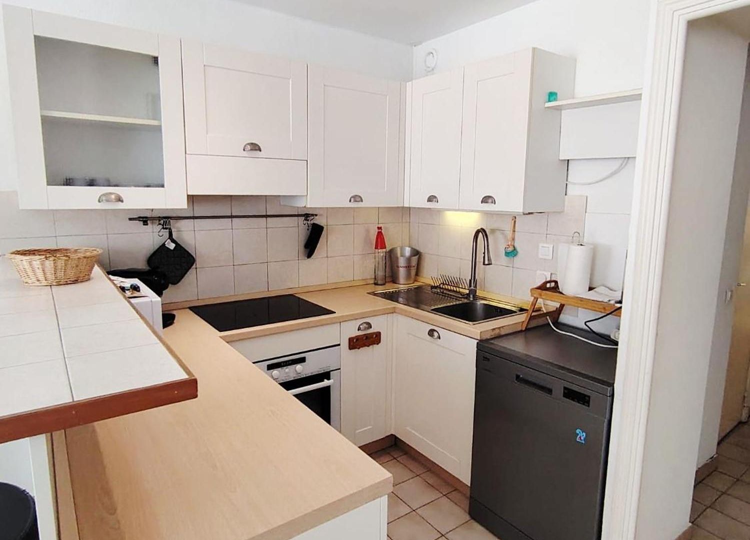 Vieux Fleurie Apartment *