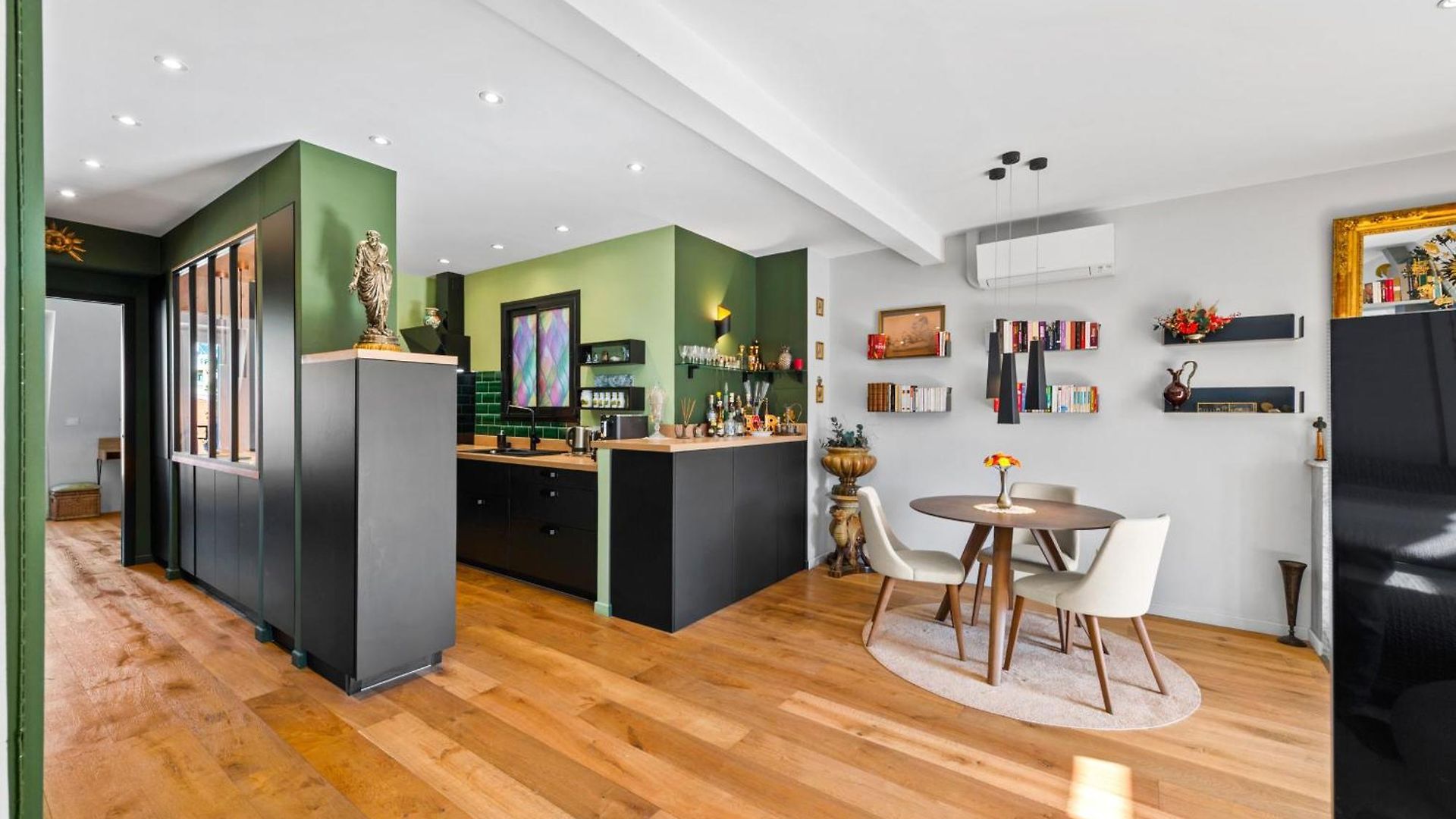 Lumineux Centre, Parking, Clim Apartment