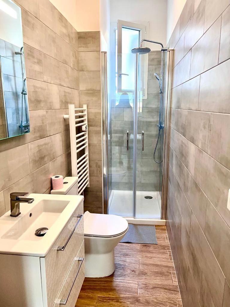 3 Chambres, Piscine Privee Et Parking * Nice