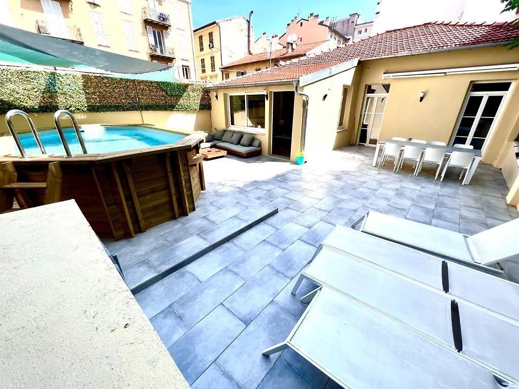 3 Chambres, Piscine Privee Et Parking Nice