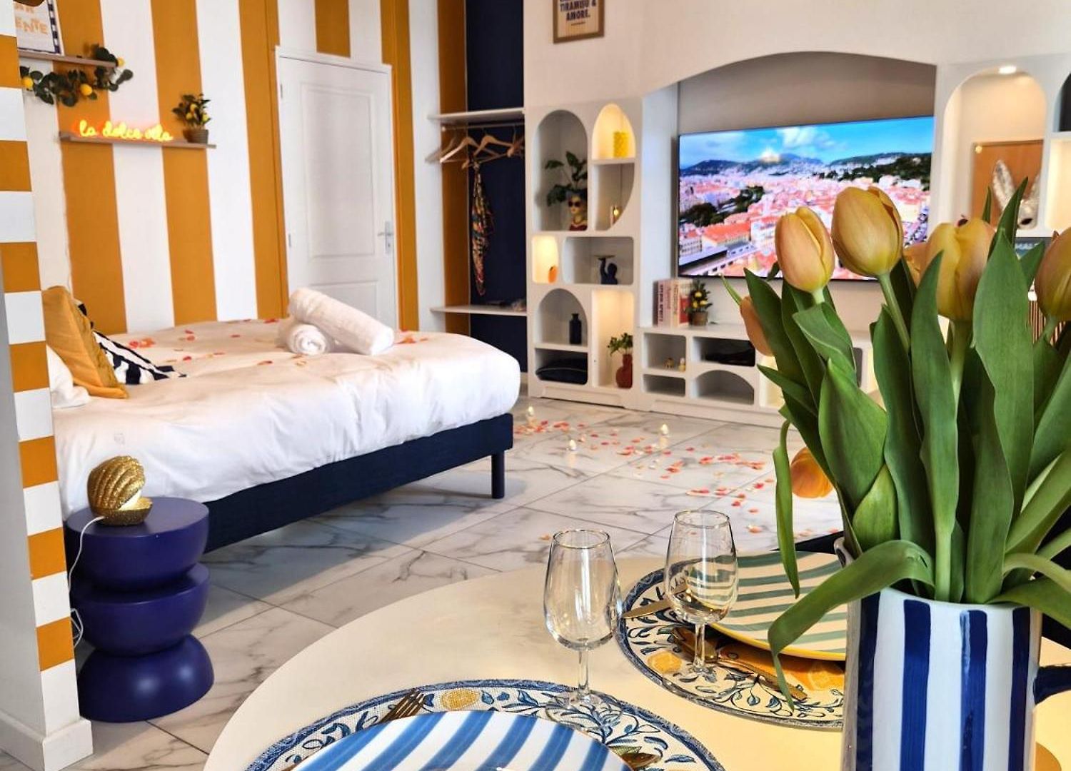 Appartement Ciao Bella Wellness - Luxury Jacuzzi, Massage Table & Ac In *