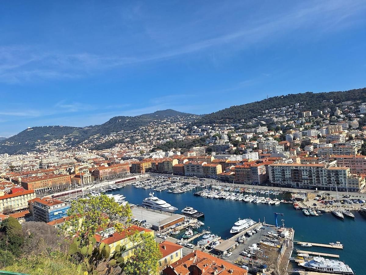 Superb 2 Bedrooms, Pools, Quiet, Near Sea * Nice