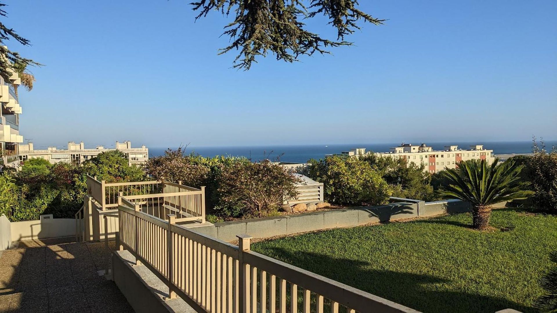 Avec Terrasse - Piscine - Tennis - Gardien * Nice