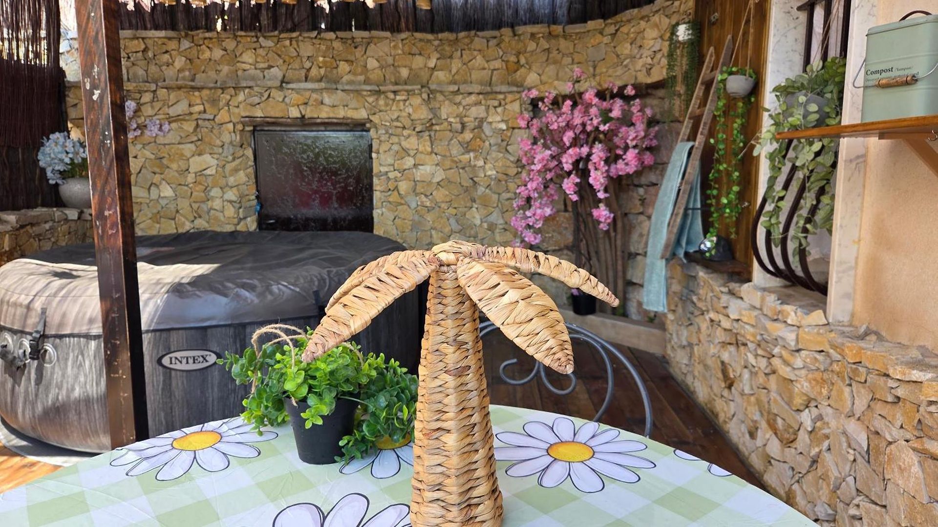 Avec Jardin Prive & Jacuzzi Apartment Nice