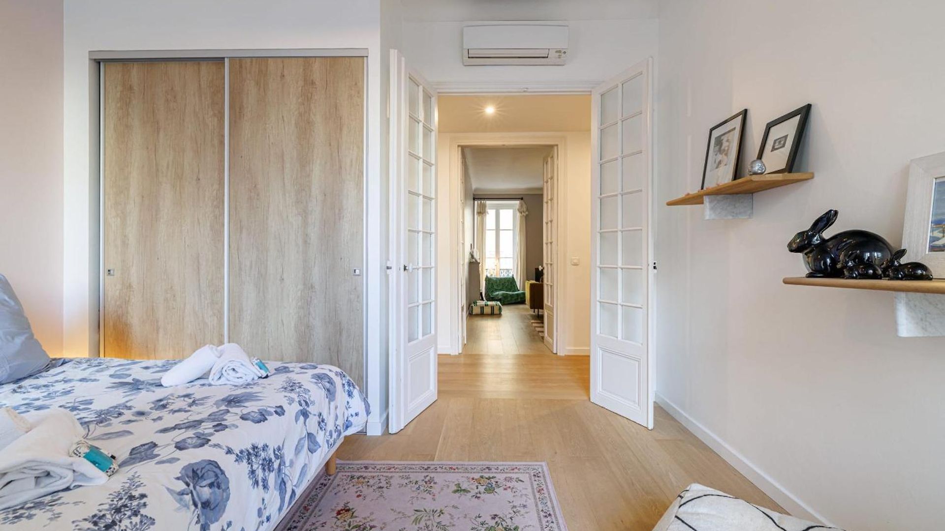 My Casa Guisol 17 - Elegant 3 Bedroom Near The Old Port Apartment