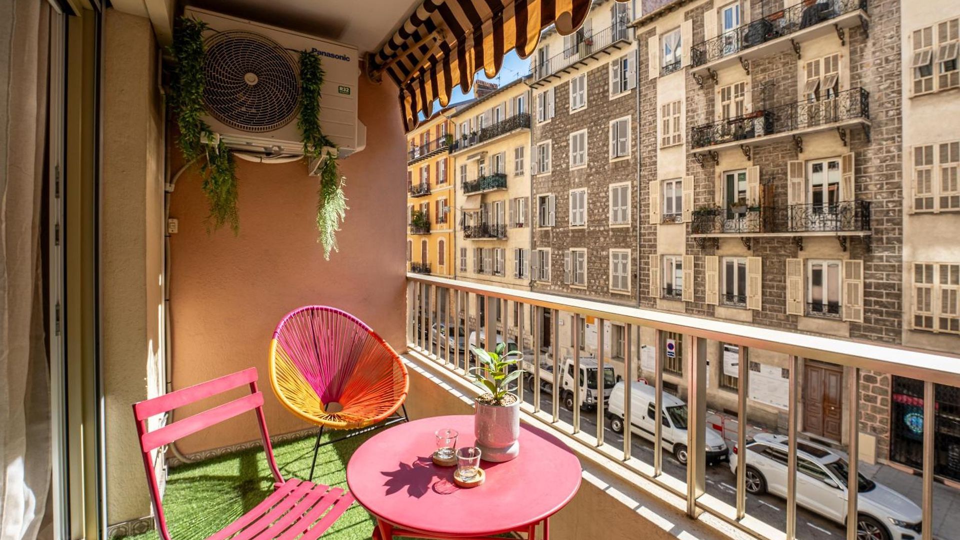 Riviera Cozy In *