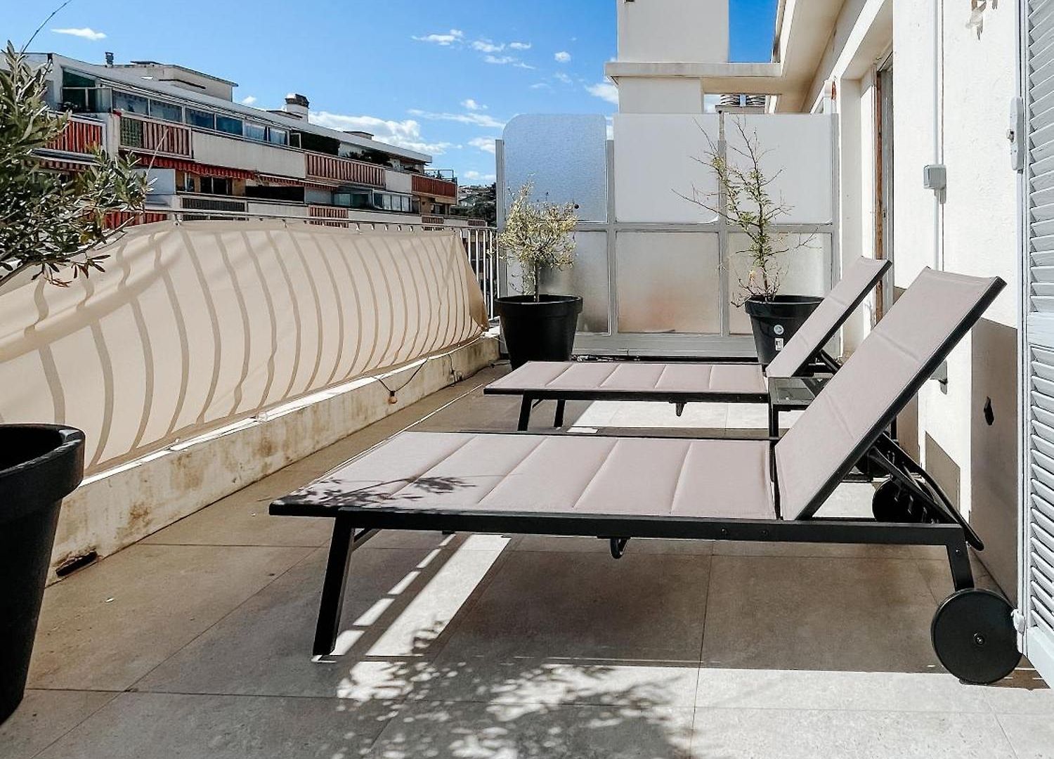 Terrasse Climatisation Parking Nice