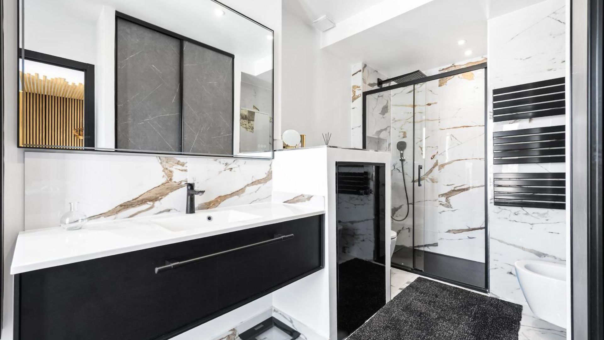 Lumineux Centre, Parking, Clim Apartment *