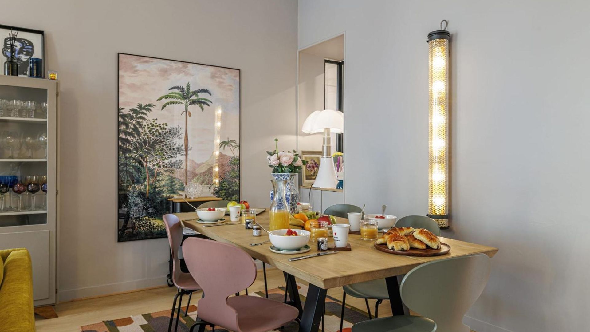 Apartment My Casa Guisol 17 - Elegant 3 Bedroom Near The Old Port