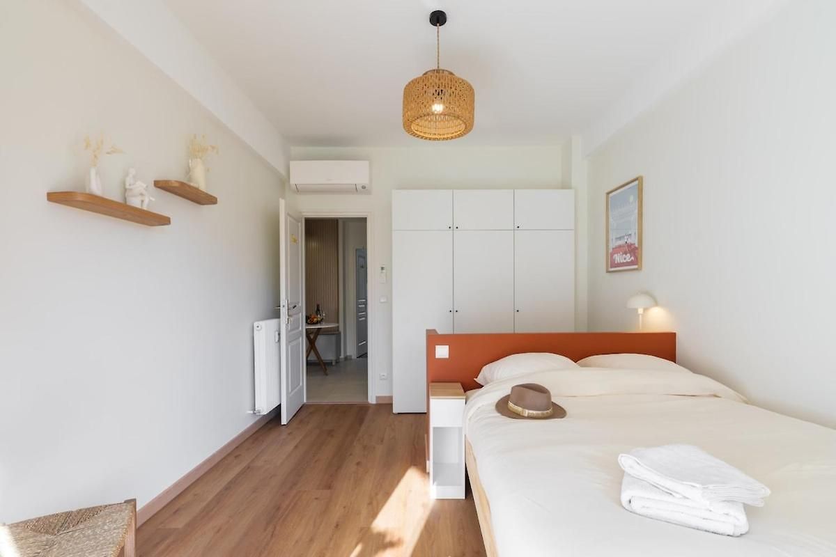 Charme Nicois, 15min De La Mer, 3 Chambres, Climatisation, Terrasse *