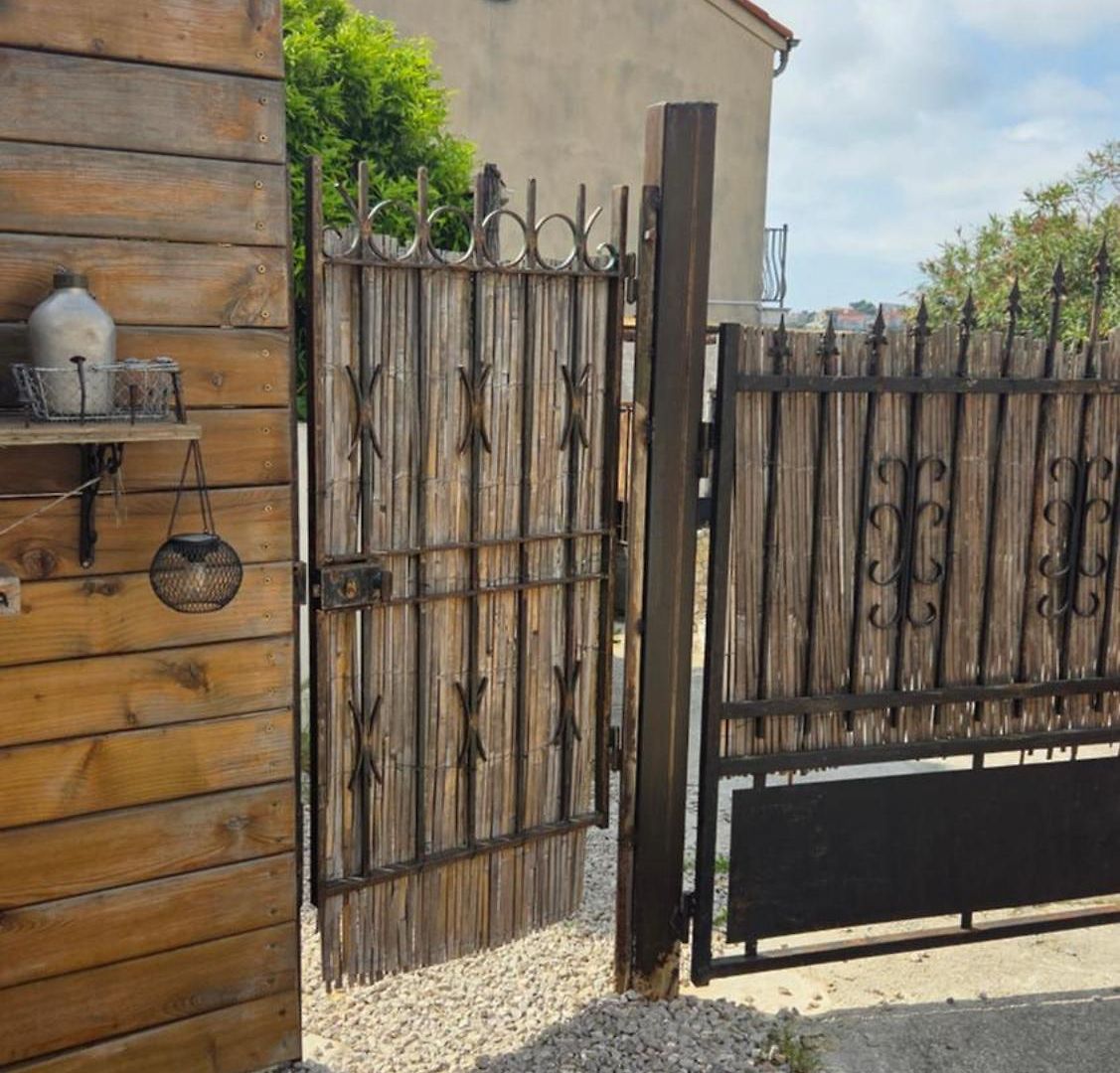Avec Jardin Prive & Jacuzzi *