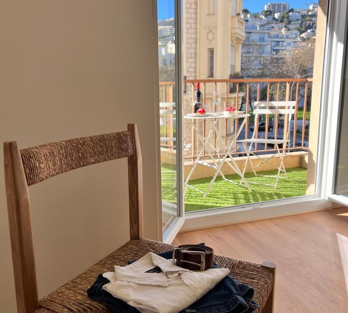 Charme Nicois, 15min De La Mer, 3 Chambres, Climatisation, Terrasse Apartment *
