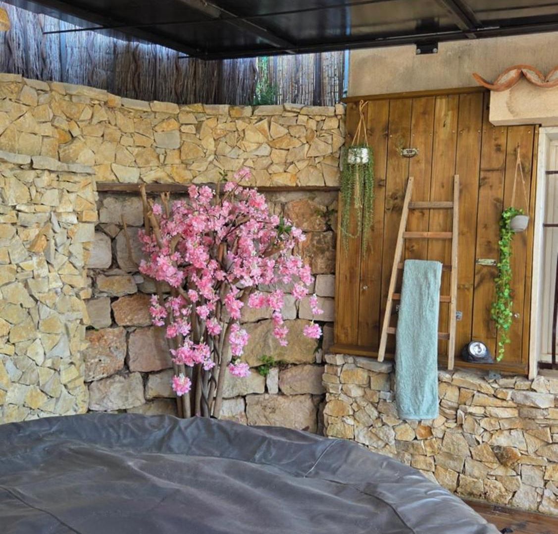 Avec Jardin Prive & Jacuzzi