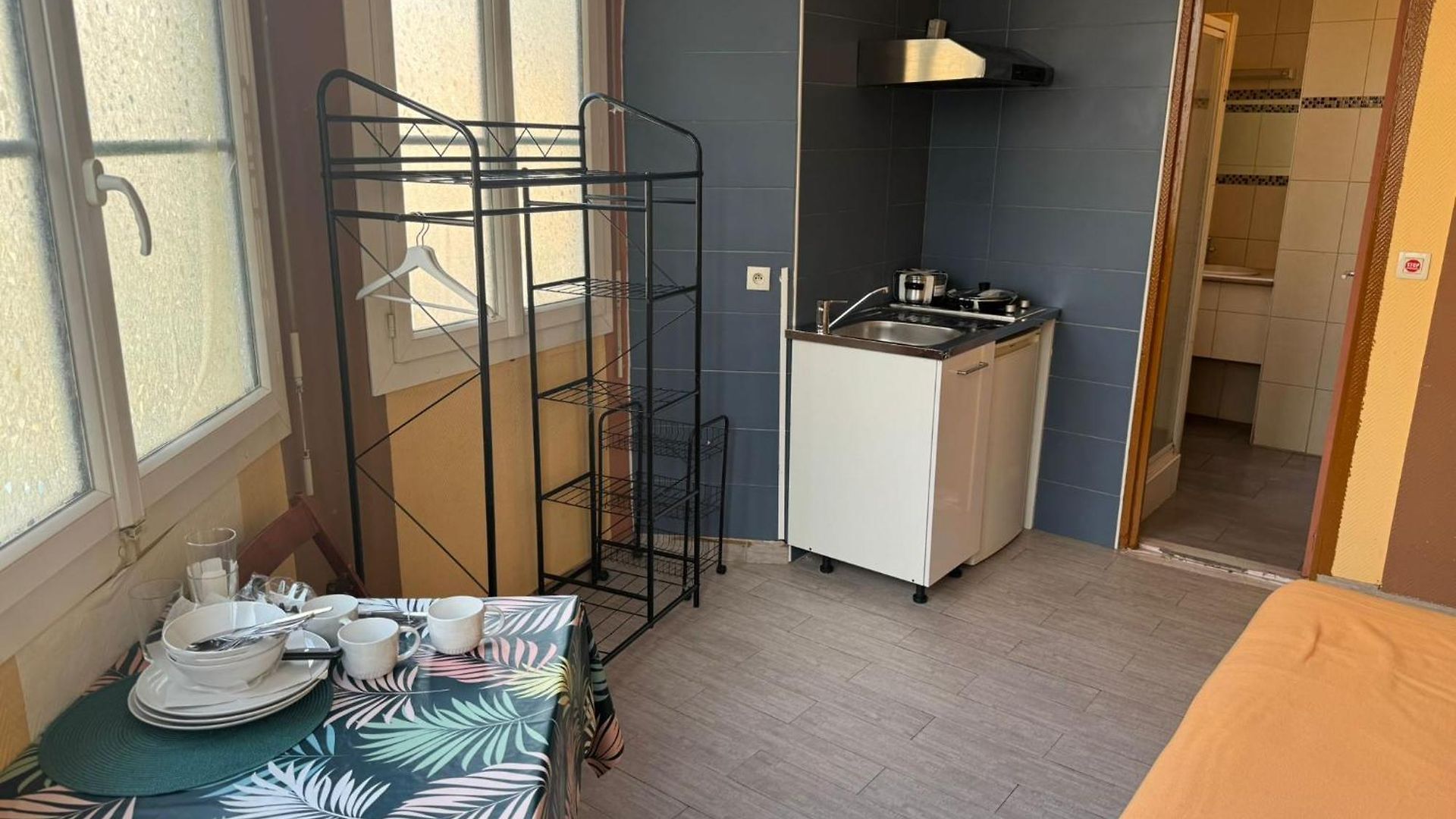 Simple - Fresh Start 2026 Hotel