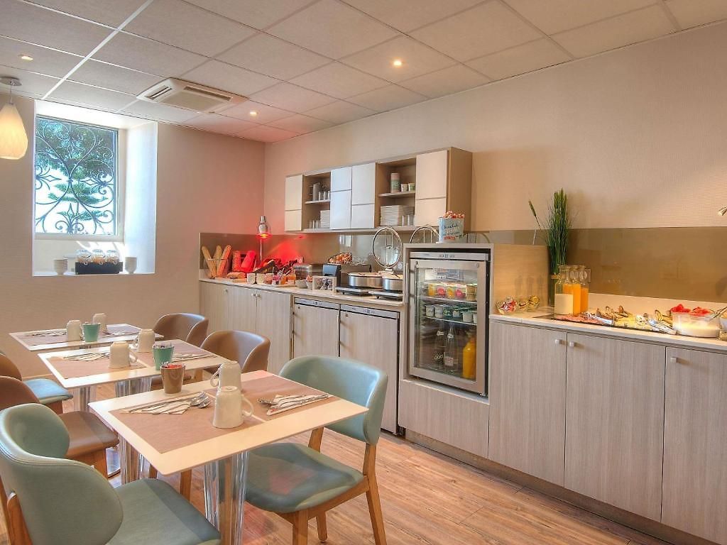 Hotel Mercure Marche Aux Fleurs