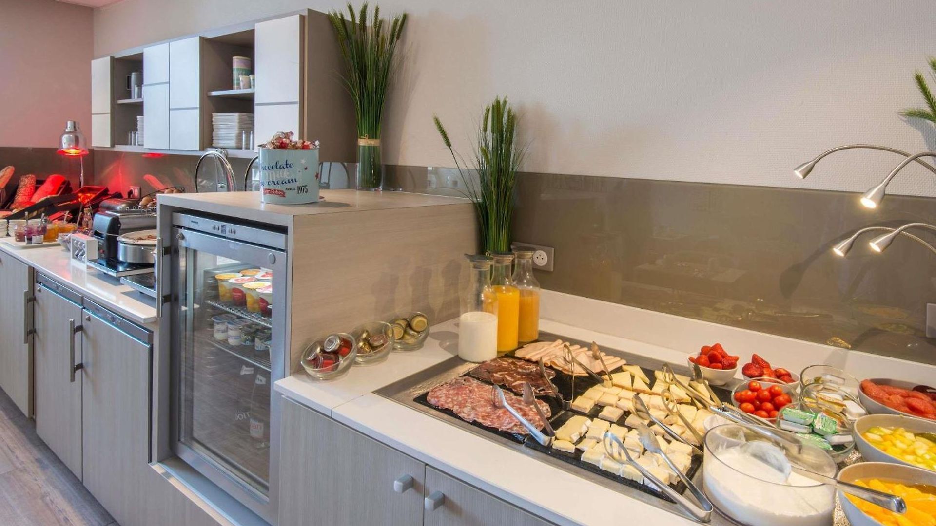Mercure Marche Aux Fleurs Hotel 4*