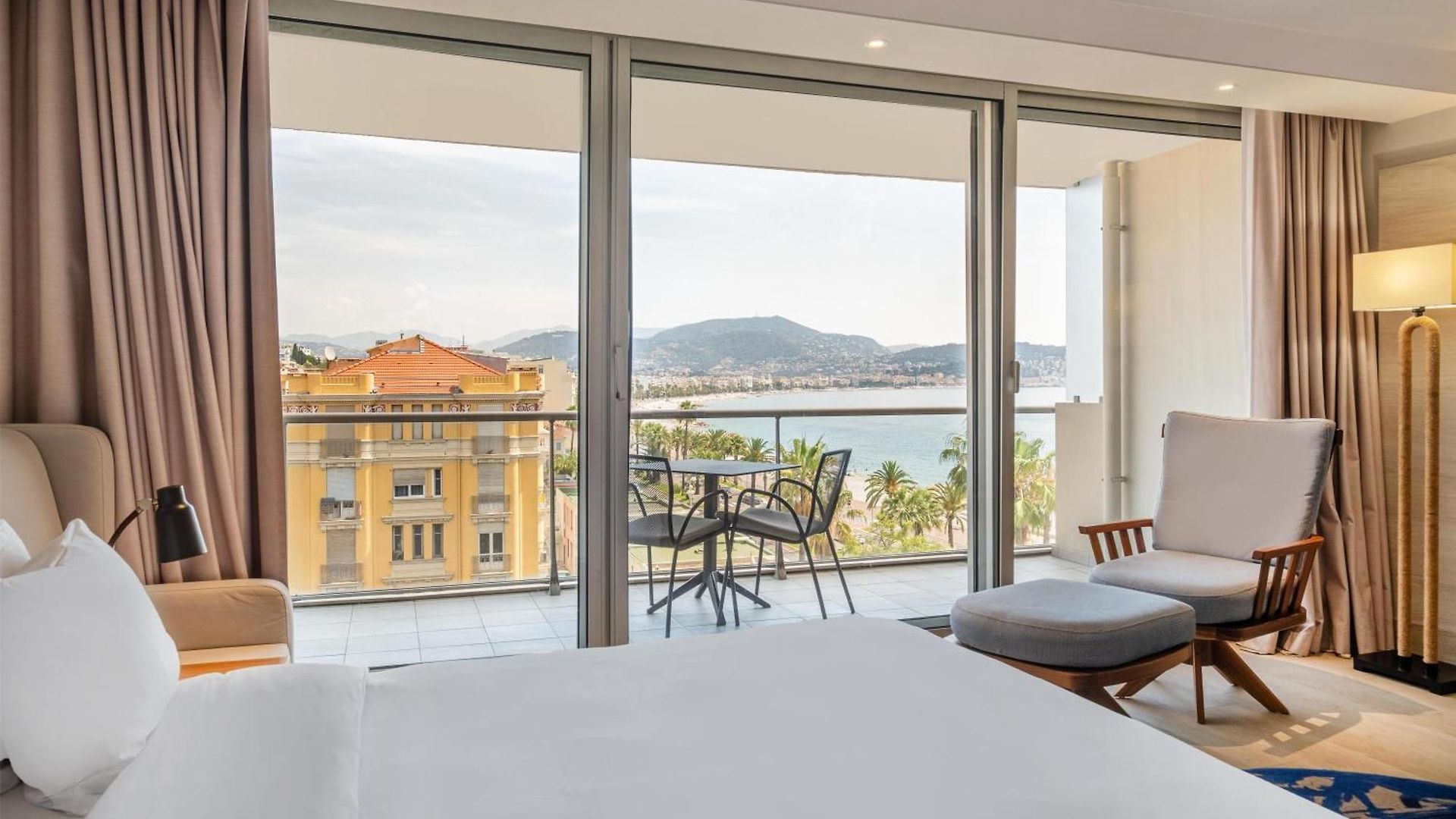 Radisson Blu 4*