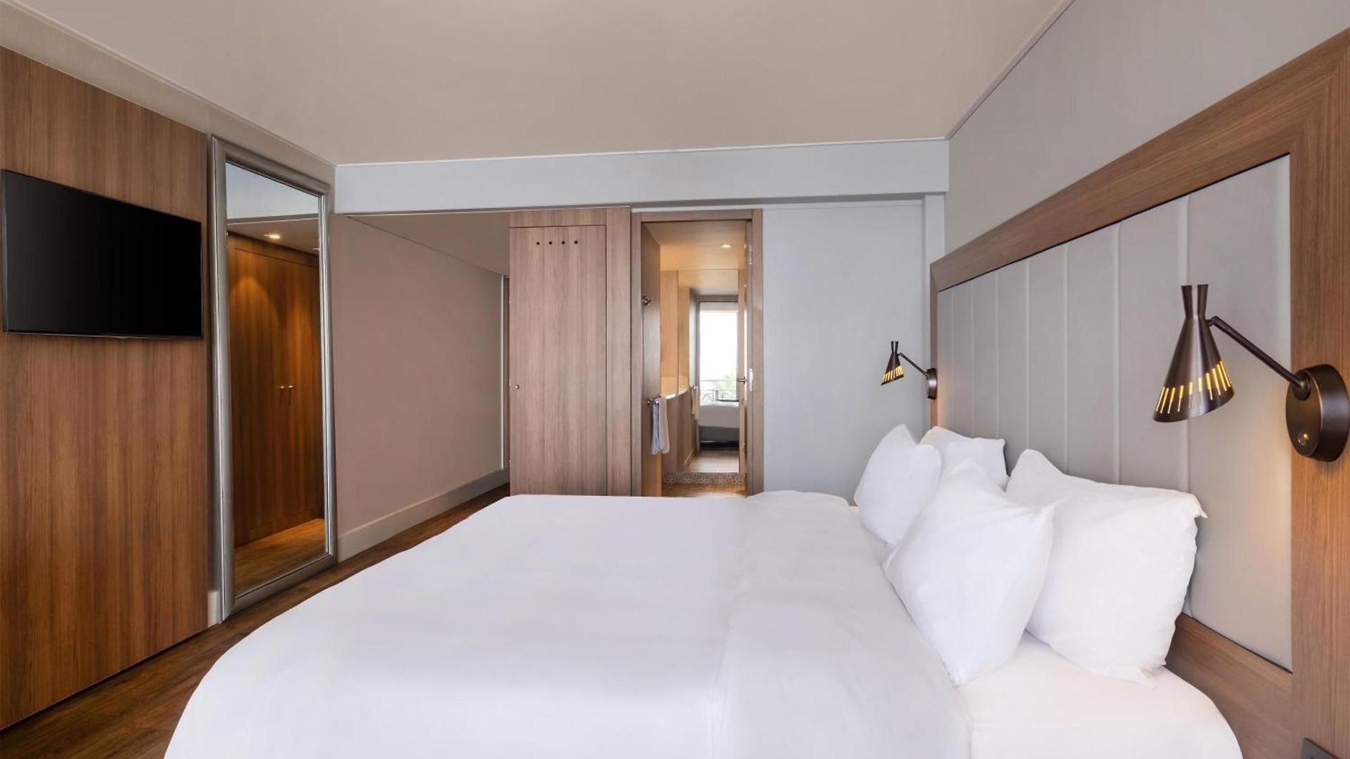 Radisson Blu 4*