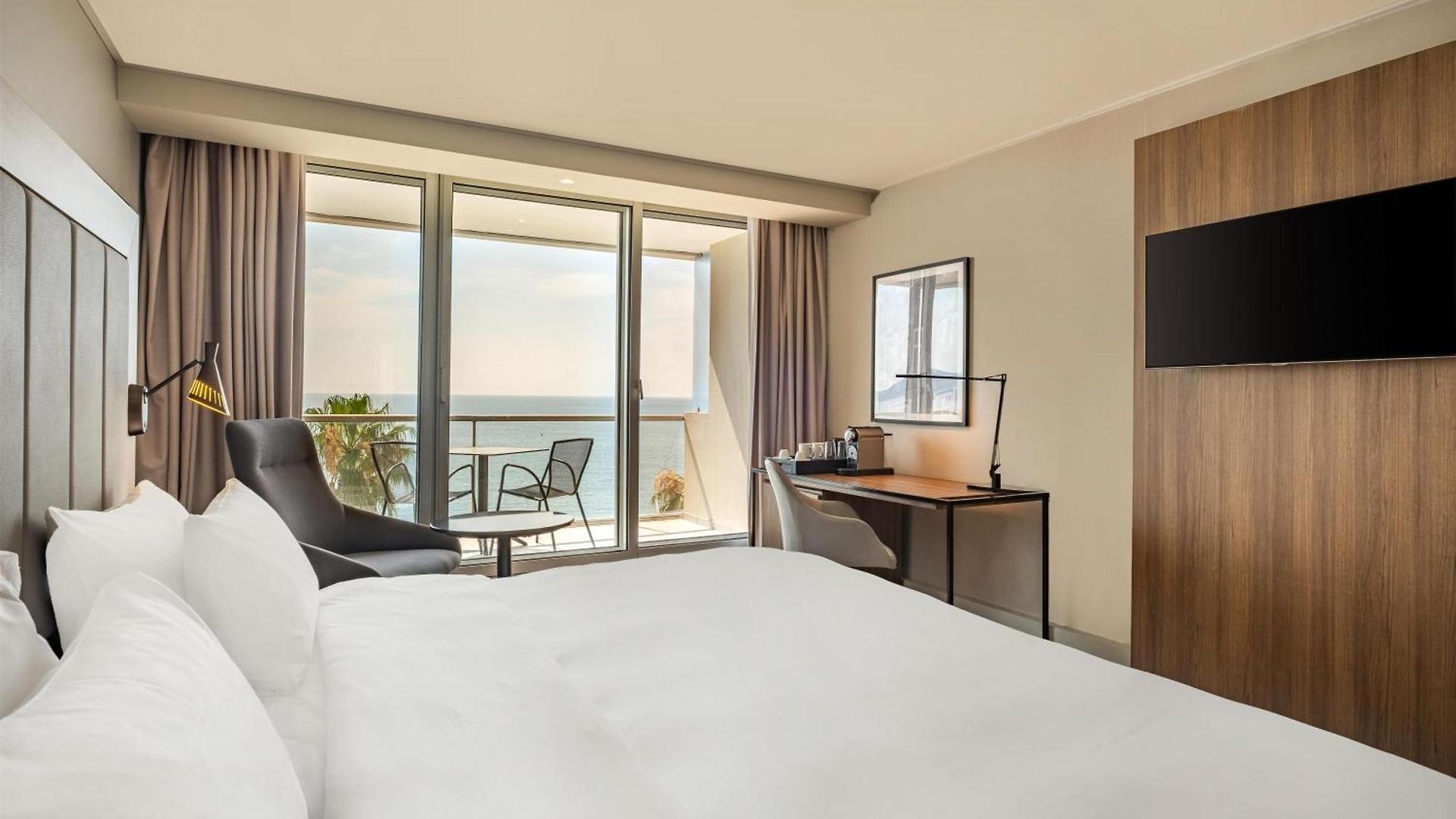 Radisson Blu 4* Nice