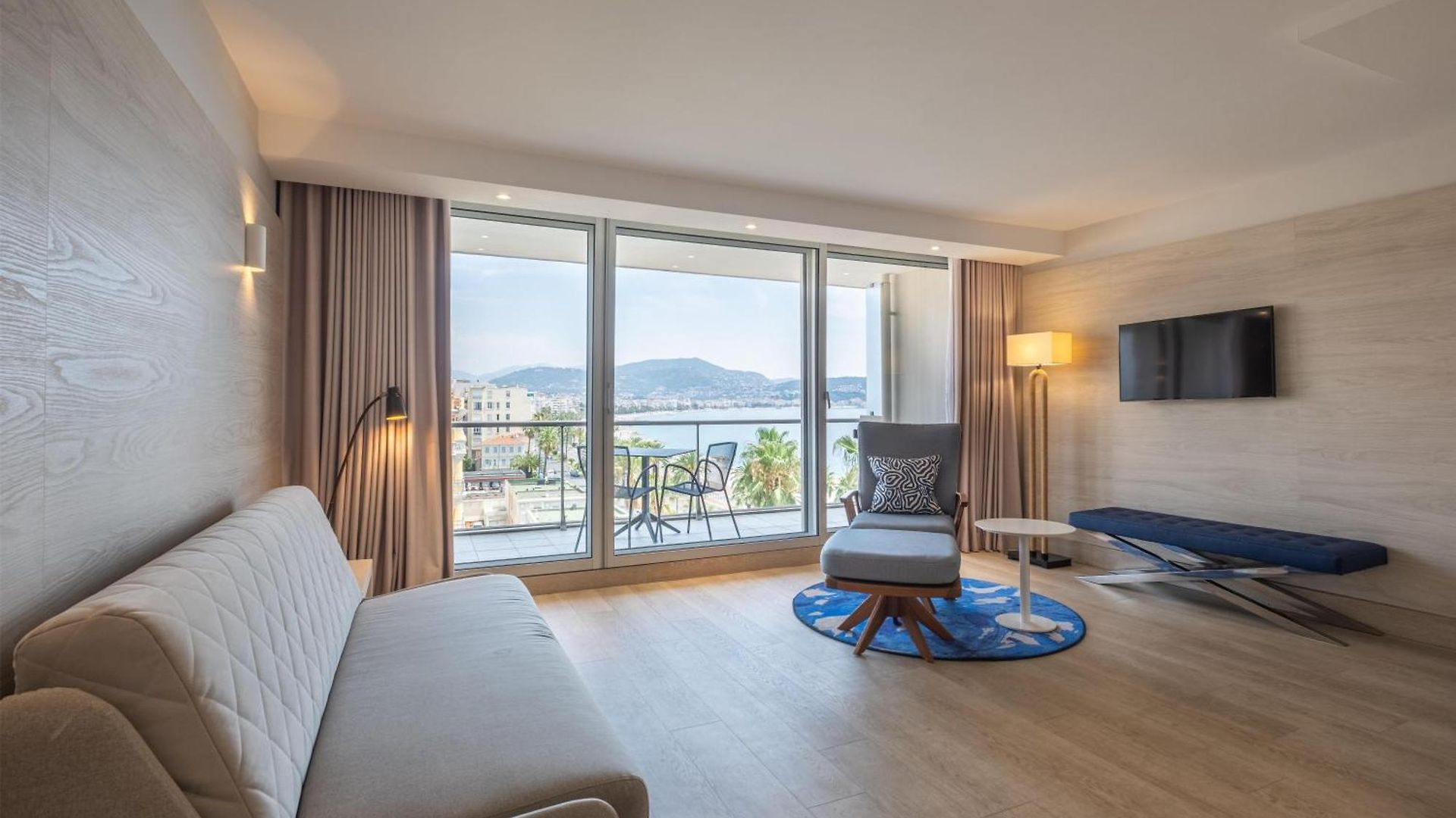 Radisson Blu 4* Nice