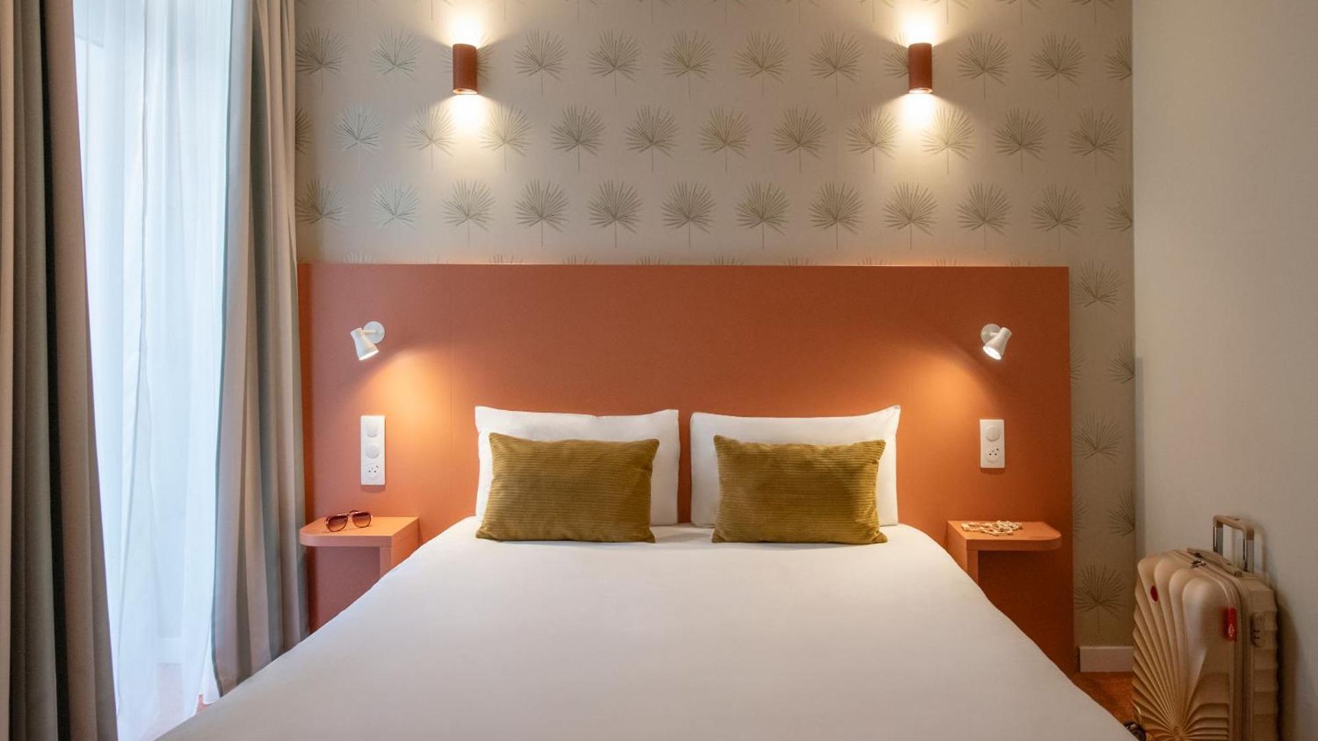 Du Midi Hotel