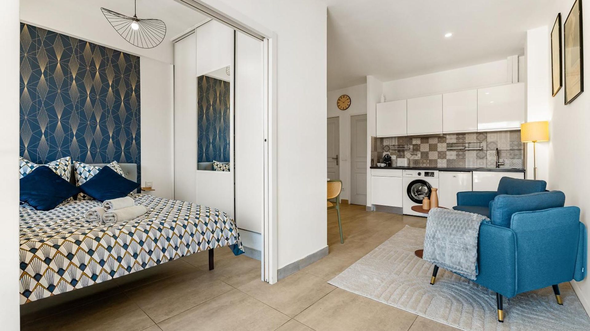 Apartment Renting - Risso - Cocoon Design Massena Paillon Balcony View & Lift Nice