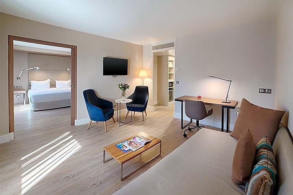 Nh Hotel 4*