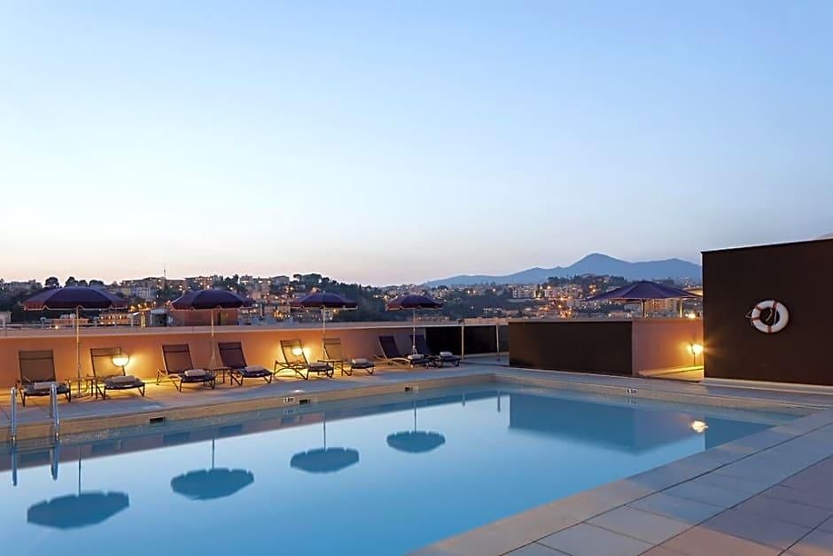 Hotel Nh Nice