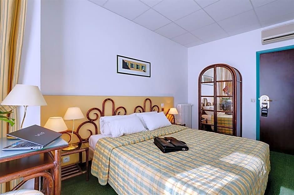 Le Riviera Collection, Signature Collection By Western Hotel