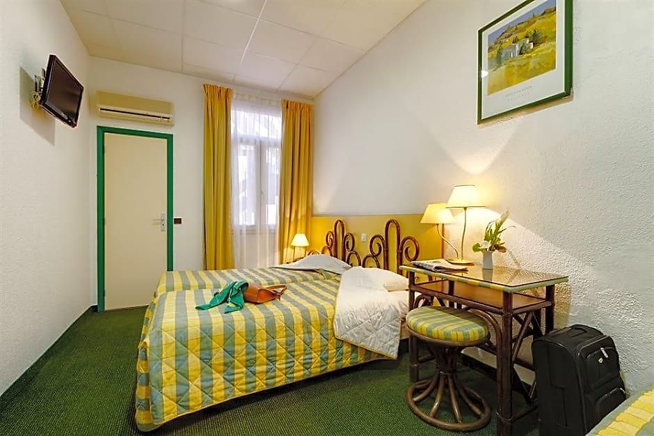 Hotel Le Riviera Collection, Signature Collection By Western