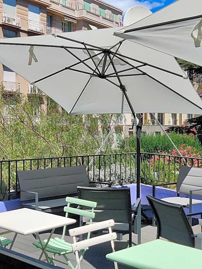 Les Cigales Hotel