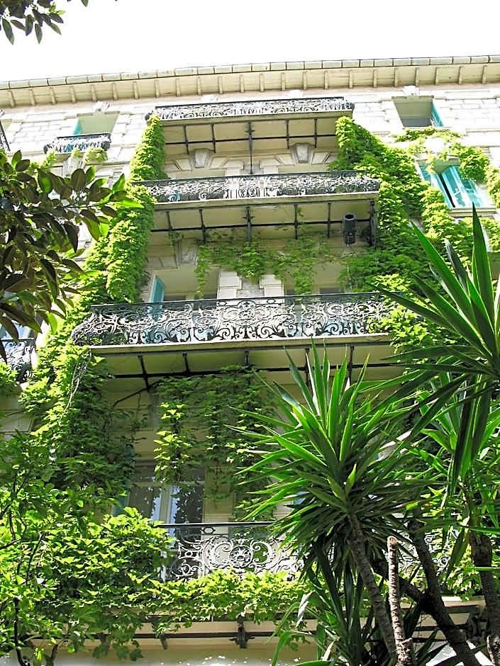 Le Windsor, Jungle Art Hotel