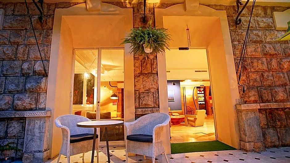 Hotel Le Windsor, Jungle Art 4*
