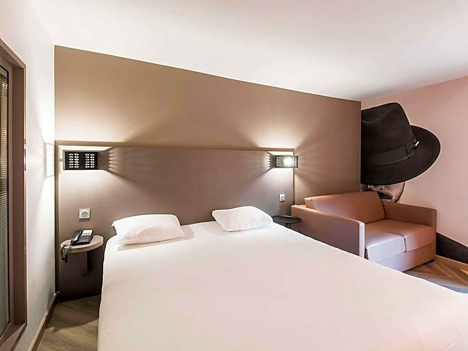 Hotel Ibis Styles Vieux Port 3*