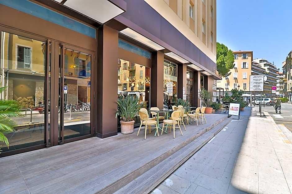 Hotel Du Pin Port By Soniho