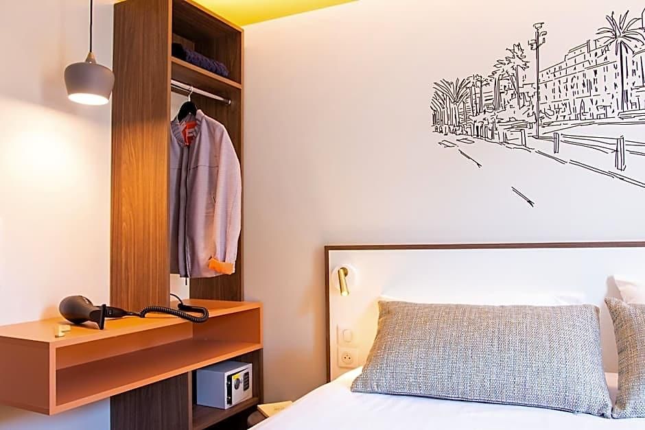 Du Pin Port By Soniho 3*