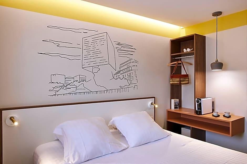 Hotel Du Pin Port By Soniho Nice