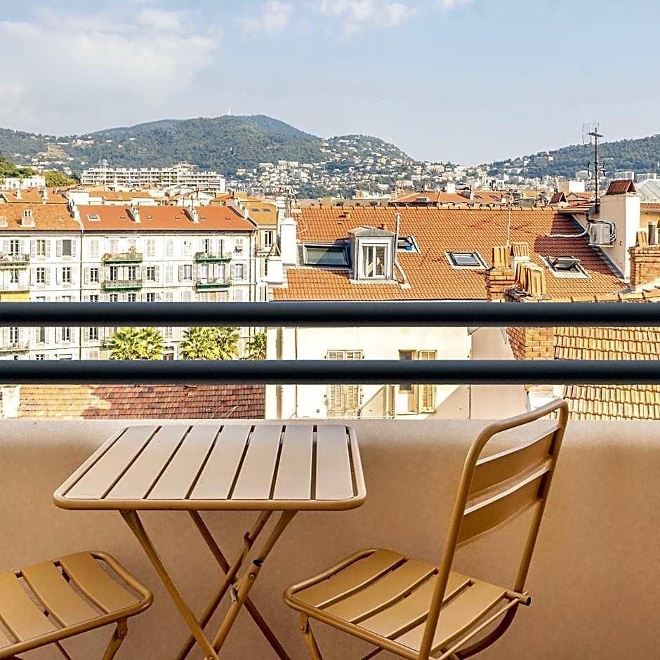 Vendôme 3*