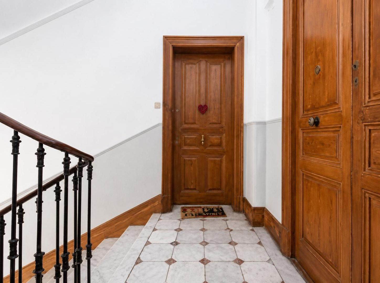 Apartment Barla 3 - A Spacious One Bedroom Near Place Garibaldi *