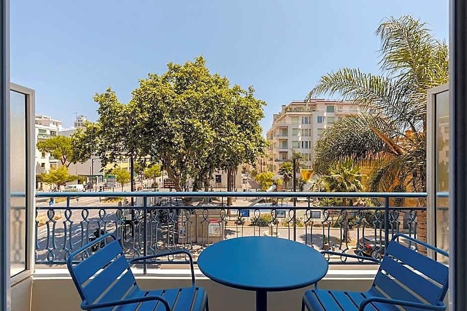 Yelo Promenade Magnan, Sonder Hotel