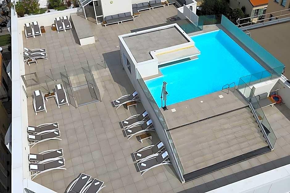 Nemea Riviera Promenade 4*
