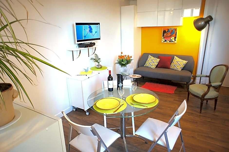 Ze Perfect Place - Antiquaire - Le Port - Harbor Hotel