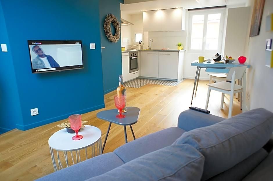 Ze Perfect Place - Old - Smart Nice