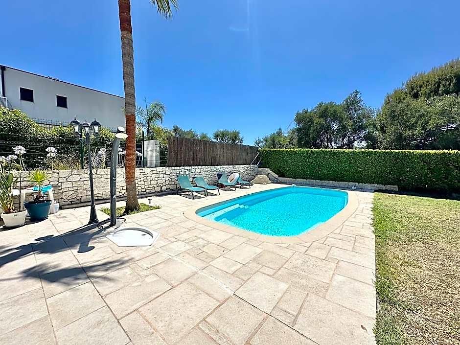 Magnifique Studio, Piscine, Parking