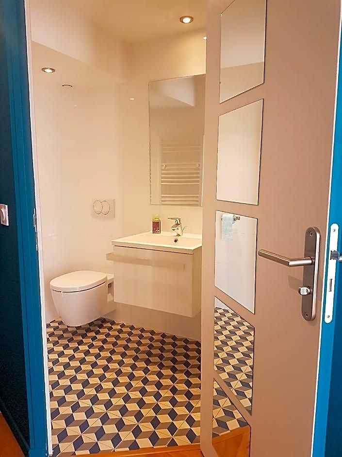 Ze Perfect Place - Old - Smart Nice