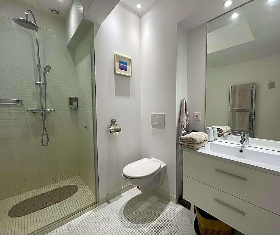 Magenta Mama - Comfort&charm In Carré D'or - Near Appartement